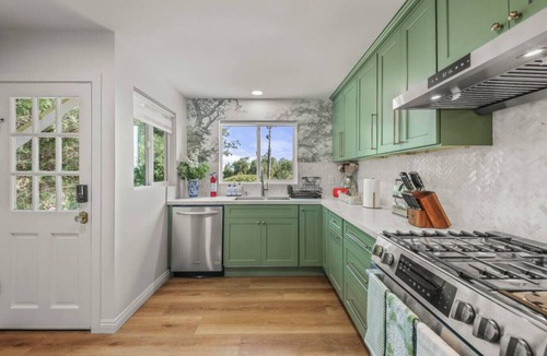Orange House | Rooftop View, Spacious Yard, 19 min Disney, OR3