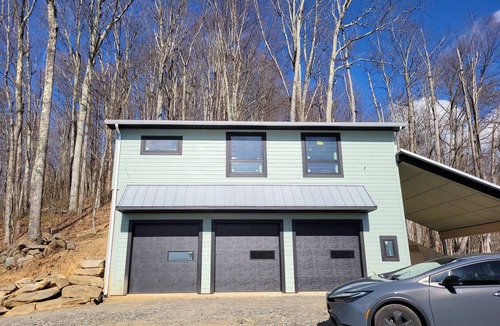 Waynesville Apartment | Room w/a View, 1-bedroom apartment with AC in welcoming Waynesville