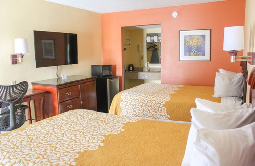 Thomasville Hotel | Rose Garden Inn & Suites