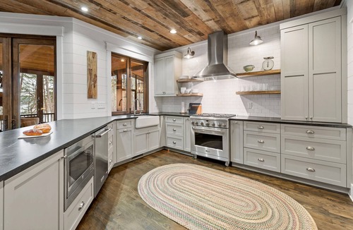 Nebo House | Row House | Lakefront Luxury, Private Dock, Gas Grill & Fire Pit!