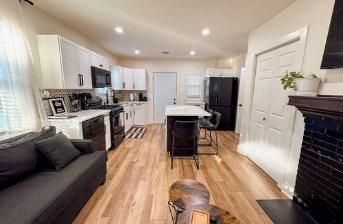 Atlanta House | Saffron Door Sanctuary, near downtown Atlanta!