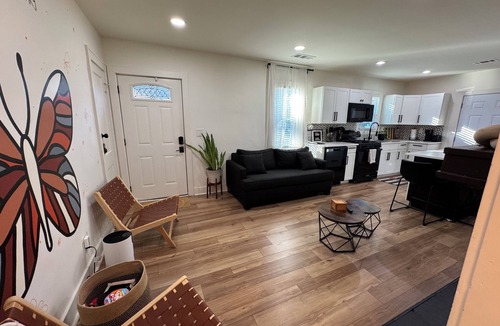 Atlanta House | Saffron Door Sanctuary, near downtown Atlanta!