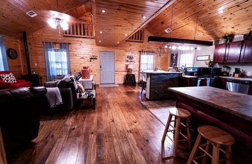 Brookeland House | Sam Rayburn Simplicity