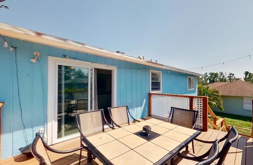 San Carlos Park Apartment | San Carlos Serenity