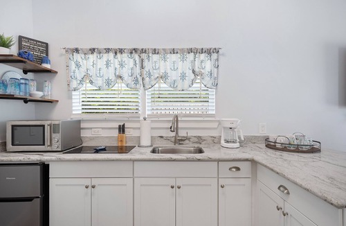 West Panama City Beach Villa | SAND AND OCEAN LOVERS VACATION VILLA "B"