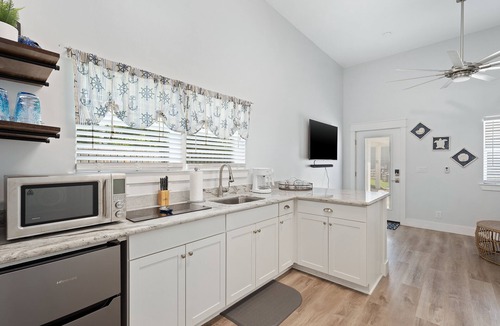 West Panama City Beach Villa | SAND AND OCEAN LOVERS VACATION VILLA "B"