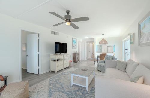 South Island Apartment | Sand Caper #406 by Sun Palace Vacations