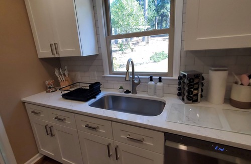 Peachtree City House | Sandtrap Escape- Plush beds, Luxury Bathroom, Game Room & on the Golf Course