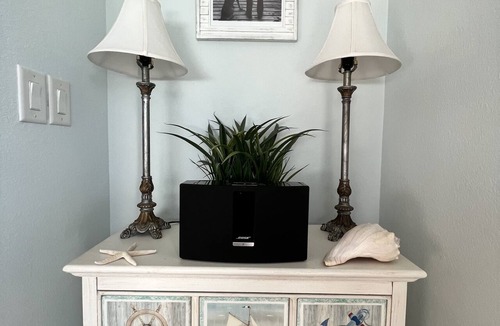 Bermuda Bay House | Sandy Paws Townhouse, Private Mini Water Park, Dog Friendly!