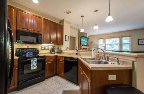 Maggie Valley Condo | Scenic 2BR Condo w/Porch + Pool Near Slope/Trails | Free Tickets