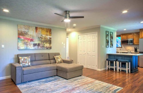 Waynesville House | Scenic & Relaxing 4/3 Retreat Near Maggie Valley