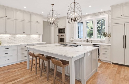 Sunnyside House | Sea la Vie - Luxury Carillon Beach Home - Lake Views!