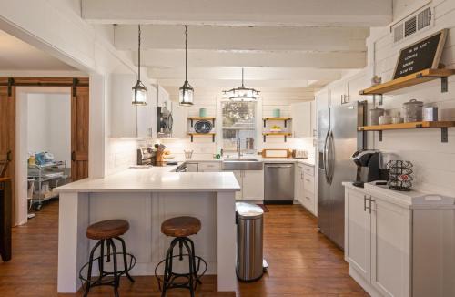 East Beach House | Sea Side Cottage - 4217 Second Street