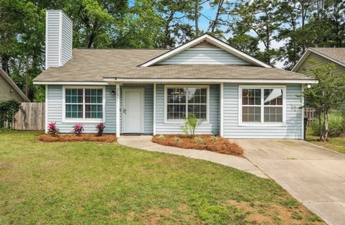Brunswick House | Sea Turtle Cottage -Near Shopping/Restaurants