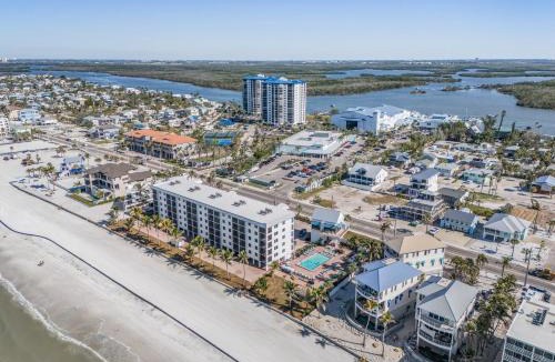 Mid Island Apartment | Seaside 101- Oceanview 2BR 2BA Condo with Pool, Steps to Beach condo
