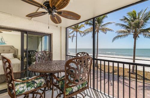 Mid Island Apartment | Seaside 108- Oceanview 2BR 2BA Condo with Pool, Steps to Beach condo