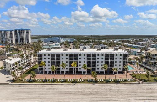 Mid Island Apartment | Seaside 110