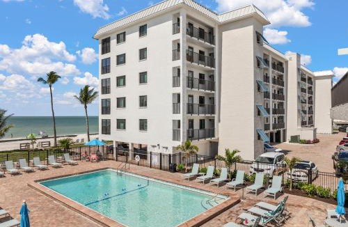 Mid Island Apartment | Seaside 201