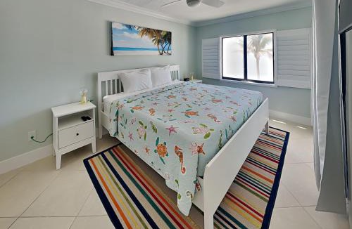 Mid Island Apartment | Seaside 202