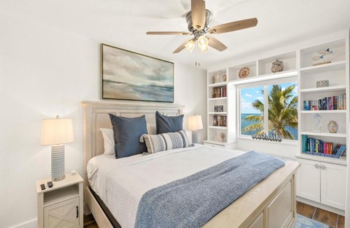 Mid Island Apartment | Seaside 306