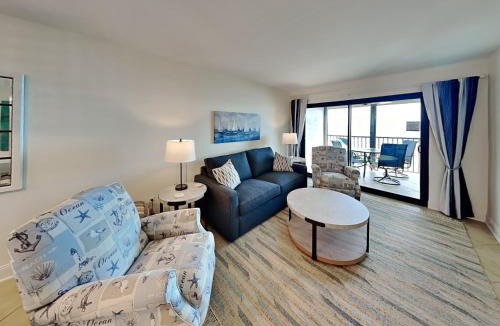 Mid Island Apartment | Seaside 403