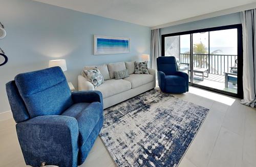 Mid Island Apartment | Seaside 407