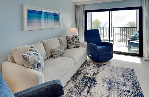 Mid Island Apartment | Seaside 407