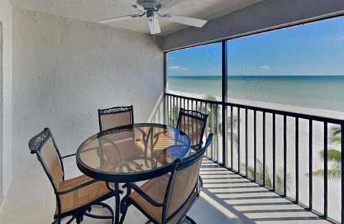 Mid Island Apartment | Seaside 505