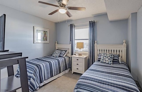 Orange Beach Condo | Seaside Beach & Racquet Club 4510 by Roberts Brothers Vacation Rentals