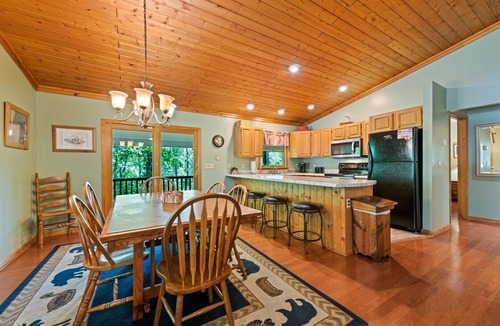 Maggie Valley House | Secluded 4 Bedroom with Hot Tub. 5 minutes to town. MC friendly and accessible!