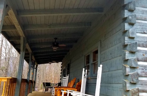 Hot Springs Cabin | Secluded cabin on 12 beautiful acres, minutes from downtown Hot Springs And AT!