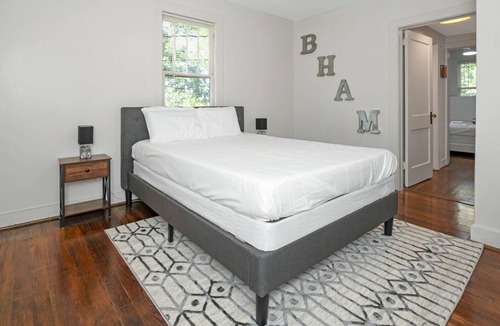 Crestline Heights House | Secluded East Lake Cottage | Peaceful Retreat, Modern Amenities