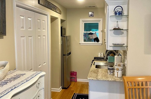 Harlem Apartment | Secluded, Scenic One Bedroom Suite Masters Rental