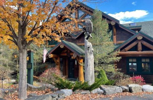 Cooperstown House | Seneca Lodge