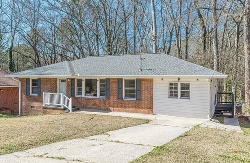 Church Street House | Serene 3-bedroom house close to downtown Atlanta and ATL Airport