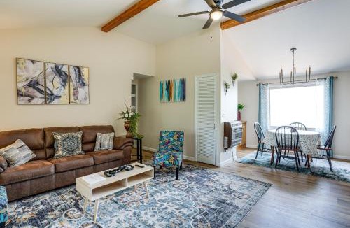 Trenton House | Serene Trenton Home w/Pool & Mountain Views!