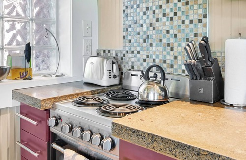 Asheville Cottage | Serenity Suite at Elk Mtn - Whimsical Mtn Views