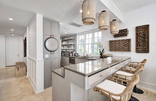 Sunnyside House | Shared Moments | Private Beach Access | Gulf Front | Hot Tub