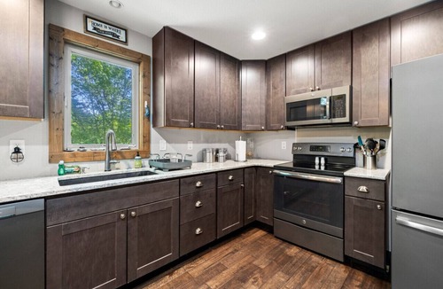 Waynesville House | Silver Linings - Hot Tub, Mountain Views, Close to Town, Pet Friendly