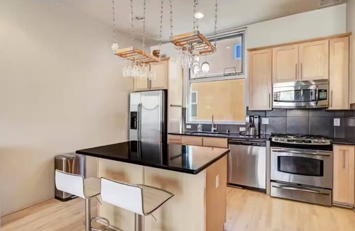 Raynolds Addition House | Silver Lofts