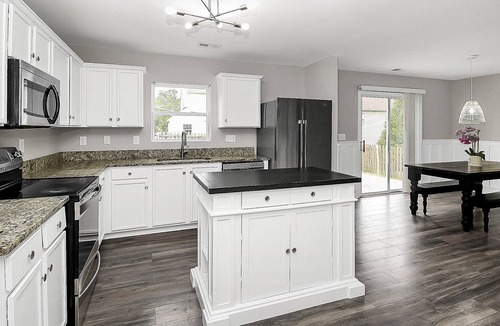 Huntersville House | SIMPLE. CLEAN. RUSTIC. LUXURY.