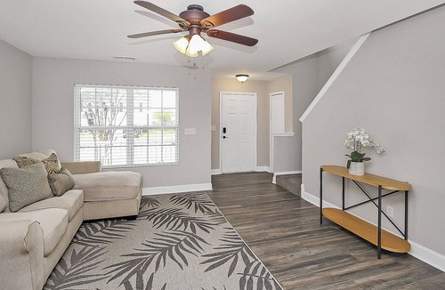 Huntersville House | SIMPLE. CLEAN. RUSTIC. LUXURY.