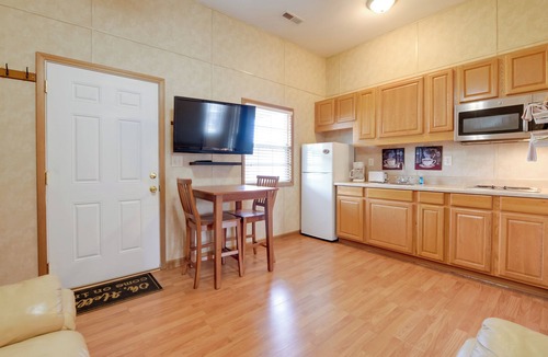 Waynesville Apartment | Ski, Hike & Relax in the Smokies! Waynesville Apt