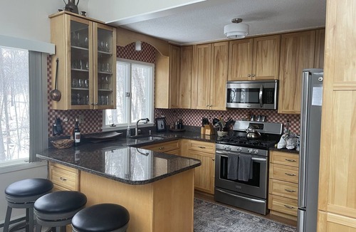 Ludlow Ski Chalet | Ski On/Ski Off Sachem Trail, 4 Bedroom Ski Chalet On Okemo, Mtn.