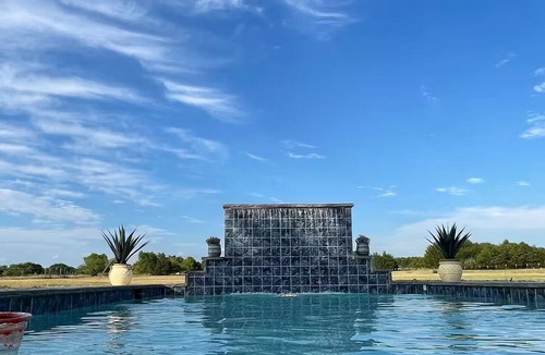 Elmo House | Skyblue Ranch, Peaceful Getaway with Pool!Pets!