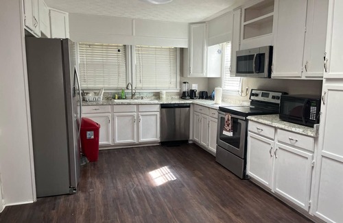 Powder Springs House | SLAC PALACE Have a memorable fun time at this stylish and cozy palace