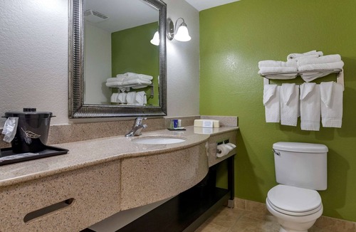 Brunswick Hotel | Sleep Inn & Suites Brunswick North