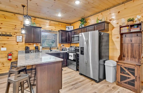 Sevierville Cabin | "Smoky Hollow"- Hot Tub, Pool, BBQ, XBox, and Games