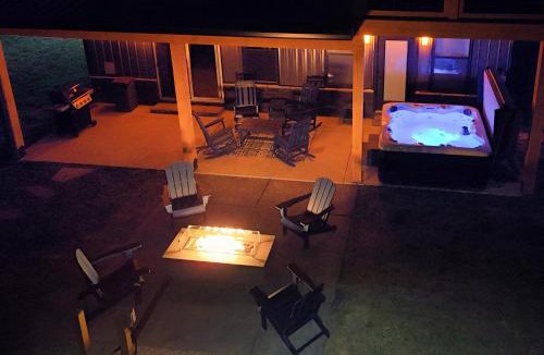 Kodak House | Smoky Mountain Riverfront Barndominium