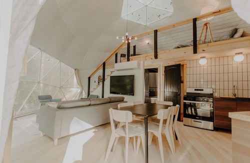 Cosby Apartment | Smoky Mountain Wanderlust Glamping Domes